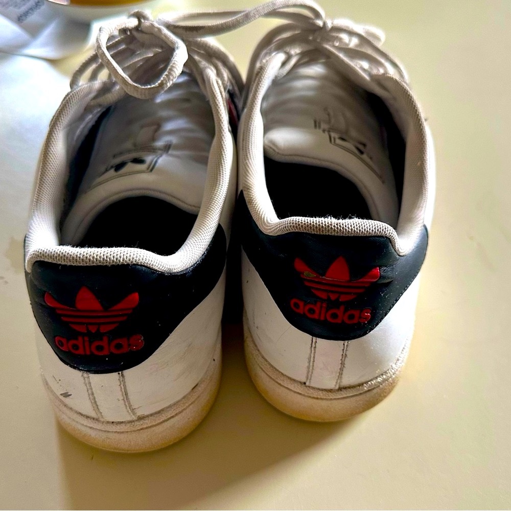 Adidas classics - Picture 3 of 3